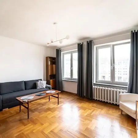 Homestay Apartrooms Pl Konstytucji *
