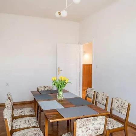 Homestay Apartrooms Pl Konstytucji
